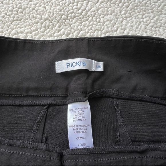 Ricki’s Pull-On Capri - Picture 6 of 7